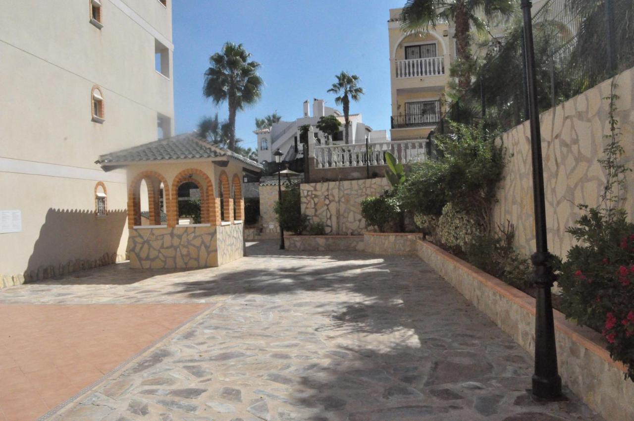 Apartament Jardin De Alba In Villamartin Orihuela Kültér fotó