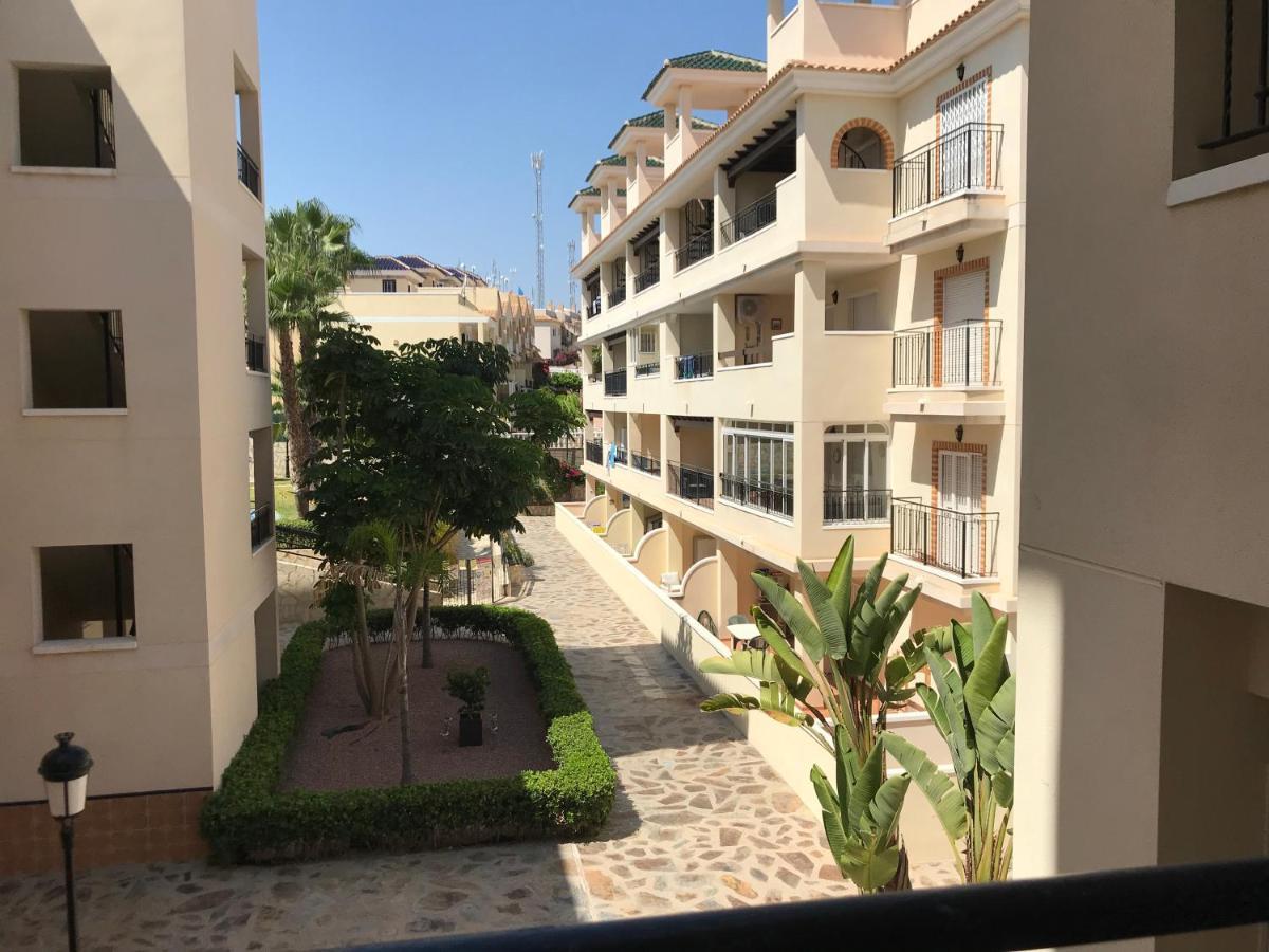 Apartament Jardin De Alba In Villamartin Orihuela Kültér fotó